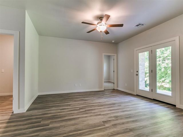 11759 Sweeping Lane, Guthrie, OK 73044