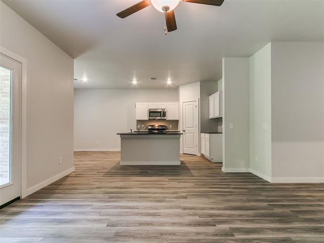 11759 Sweeping Lane, Guthrie, OK 73044