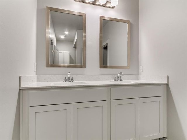 11759 Sweeping Lane, Guthrie, OK 73044