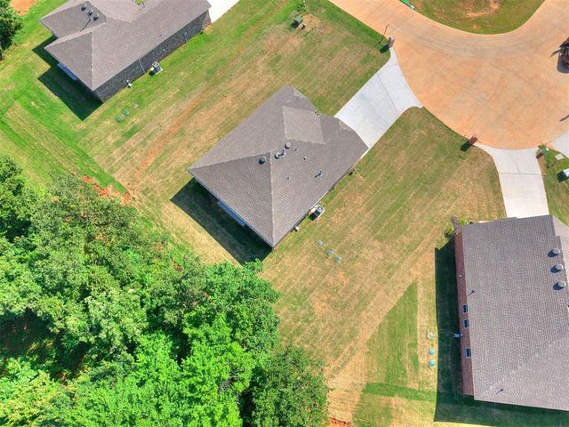 11759 Sweeping Lane, Guthrie, OK 73044