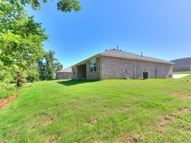 11759 Sweeping Lane, Guthrie, OK 73044