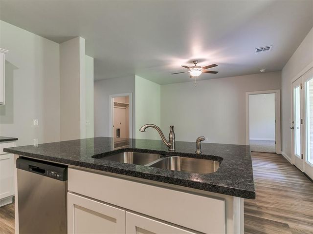 11759 Sweeping Lane, Guthrie, OK 73044