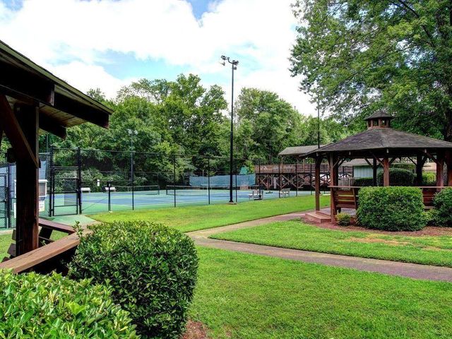 290 Regent Square, Woodstock, GA 30188