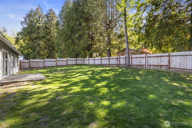 37110 Bay Street NE, Hansville, WA 98340