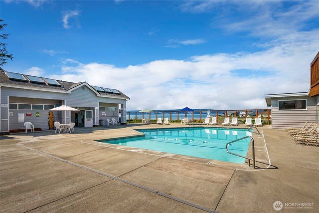 37110 Bay Street NE, Hansville, WA 98340