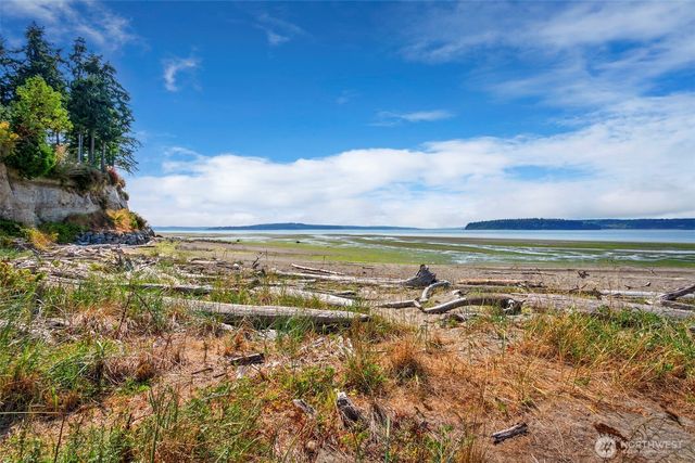 37110 Bay Street NE, Hansville, WA 98340