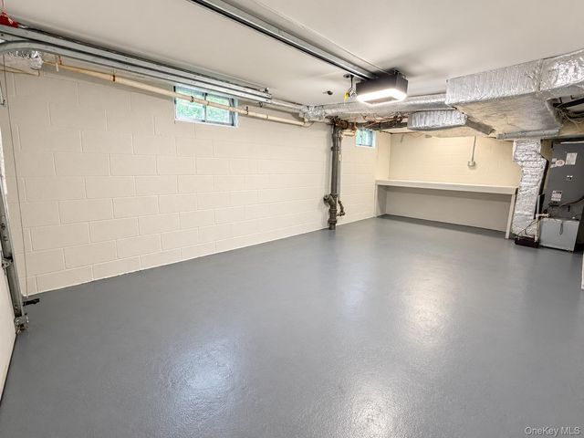 37 Harding Avenue, Valhalla, NY 10595
