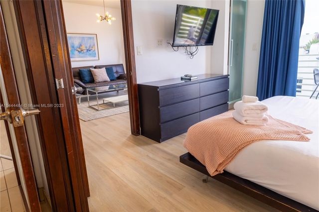 1052 Ocean Dr C503, Miami Beach, FL 33139