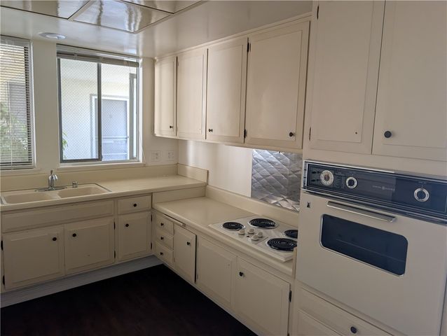 35 CALLE ARAGON A, Laguna Woods, CA 92637