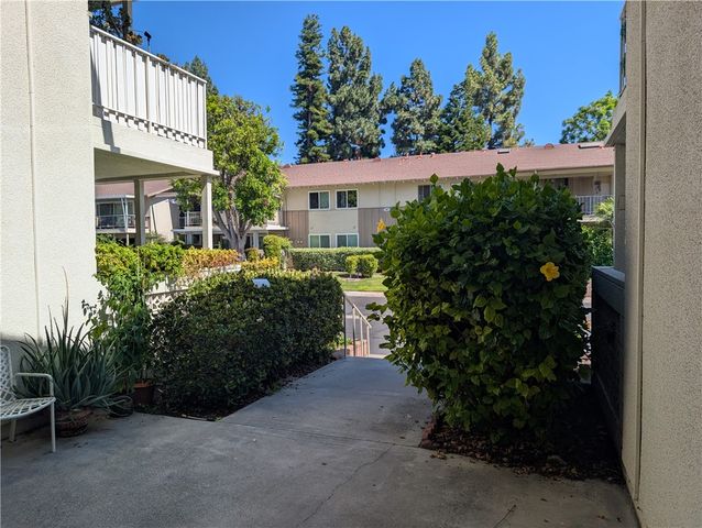 35 CALLE ARAGON A, Laguna Woods, CA 92637