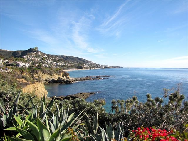 35 CALLE ARAGON A, Laguna Woods, CA 92637