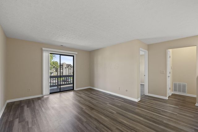 5307 Stonemeadow Avenue, F, Columbus, OH 43220