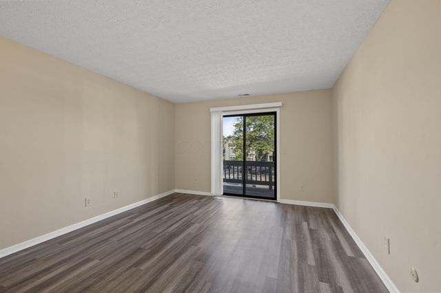 5307 Stonemeadow Avenue, F, Columbus, OH 43220