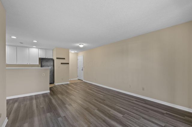 5307 Stonemeadow Avenue, F, Columbus, OH 43220