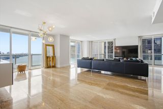 50 Biscayne Boulevard 2510, Miami, FL 33132