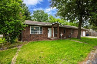 310 N Plum Street, Mount Olive, IL 62069