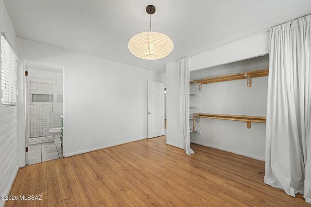 1910 W Calle Pacifica, Tucson, AZ 85745