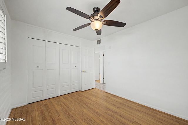 1910 W Calle Pacifica, Tucson, AZ 85745