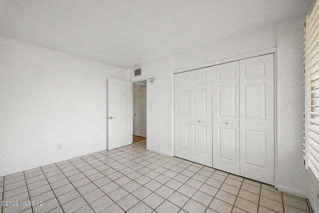 1910 W Calle Pacifica, Tucson, AZ 85745