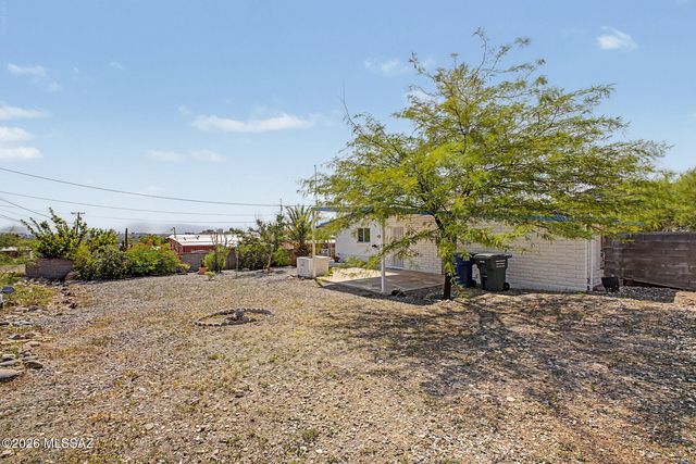 1910 W Calle Pacifica, Tucson, AZ 85745