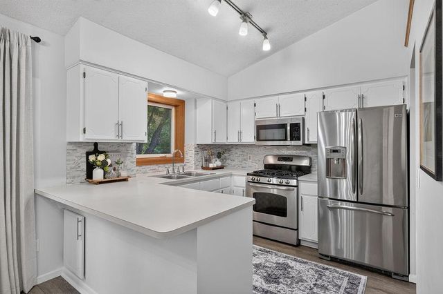 2635 Hydram Avenue N, Oakdale, MN 55128