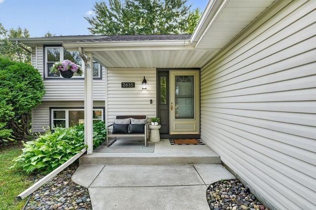 2635 Hydram Avenue N, Oakdale, MN 55128