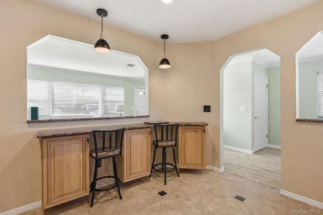 1 Atlantic Avenue 51, Farmingdale, NY 11735