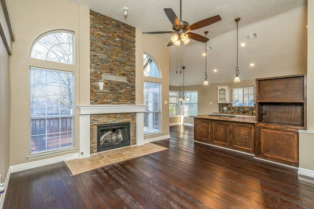 1313 Deer Trail, Denton, TX 76205