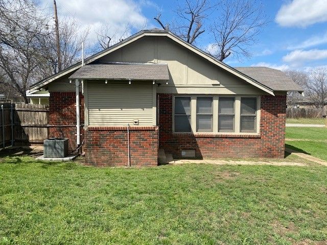 708 Prater Street, Brownwood, TX 76801