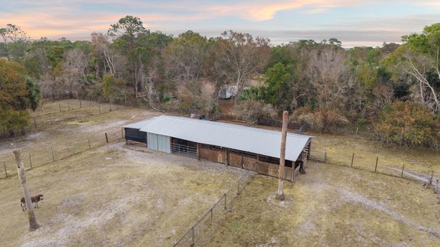23801 SW Martin Highway, Okeechobee, FL 34974