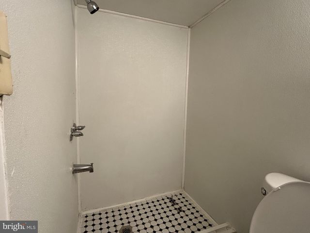 3213 E COURT AVE, Claymont, DE 19703