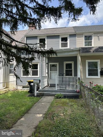 3213 E COURT AVE, Claymont, DE 19703