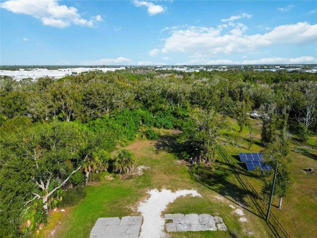 7560 19 STREET E, Sarasota, FL 34243