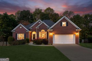 1785 Dartford Way, Hoschton, GA 30548