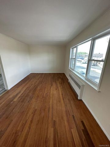 33-08 Francis Lewis Boulevard, Flushing, NY 11358