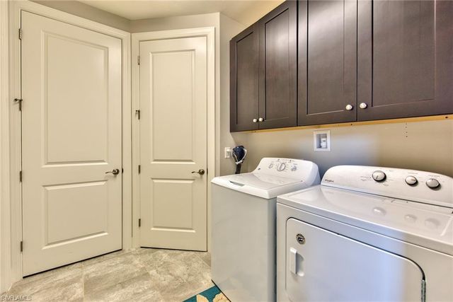 8764 Bellano CT 3-102, Naples, FL 34119