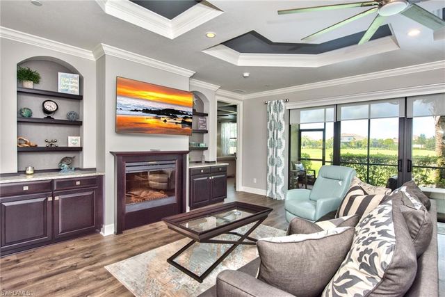 8764 Bellano CT 3-102, Naples, FL 34119