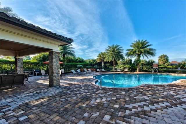 8764 Bellano CT 3-102, Naples, FL 34119