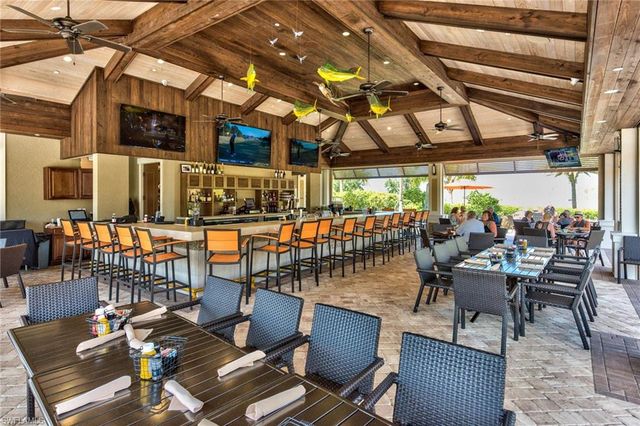 8764 Bellano CT 3-102, Naples, FL 34119