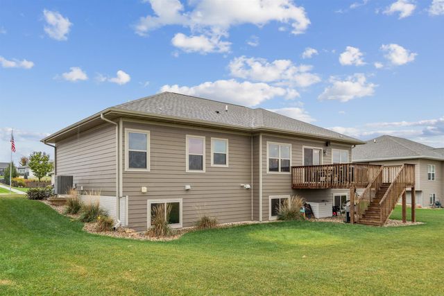 1919 Richard Road, Cedar Falls, IA 50613