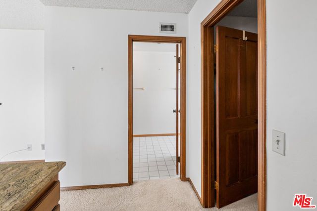 5722 Hempstead Drive, Agoura Hills, CA 91301