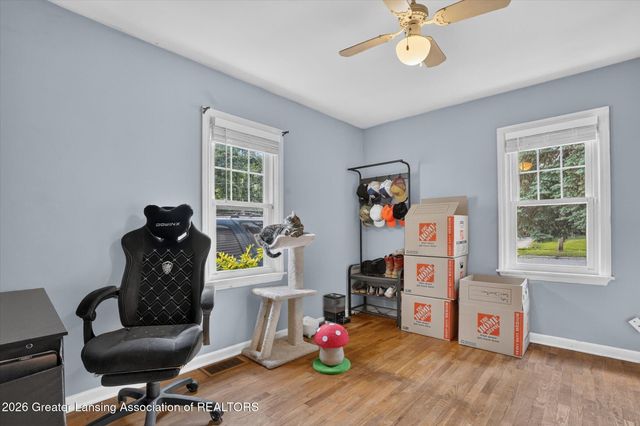 719 Poxson Avenue, Lansing, MI 48910