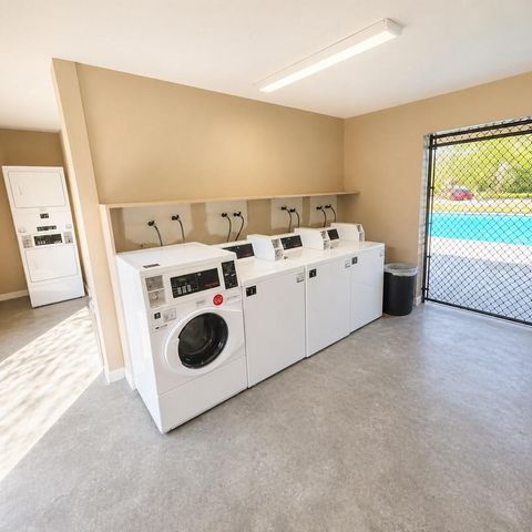 2501 HARN BOULEVARD H27, Clearwater, FL 33764