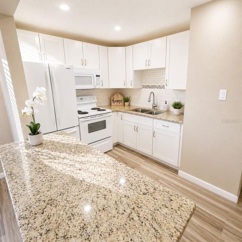 2501 HARN BOULEVARD H27, Clearwater, FL 33764