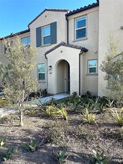 187 Capistrano Drive 187, Ventura, CA 93004