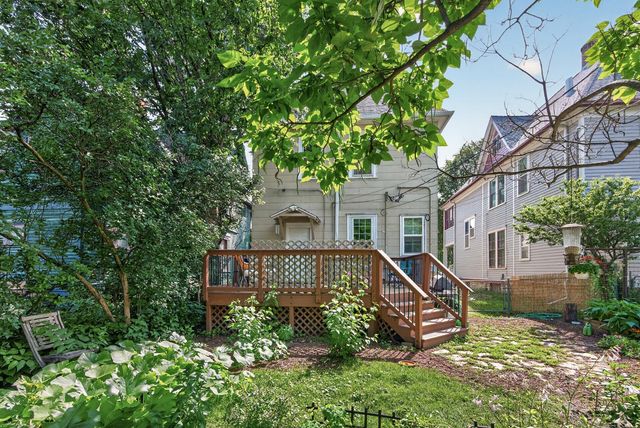 95 Victoria Street N, Saint Paul, MN 55104
