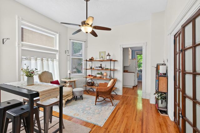 95 Victoria Street N, Saint Paul, MN 55104