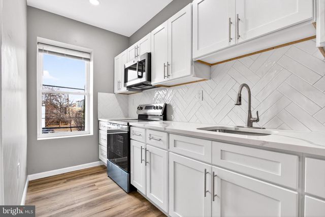 3008 W DAUPHIN ST, Philadelphia, PA 19132