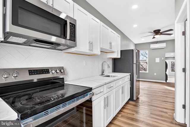 3008 W DAUPHIN ST, Philadelphia, PA 19132