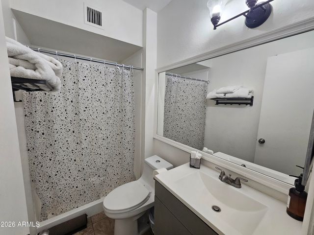 712 N SANTA BARBARA Street 1, Mesa, AZ 85201